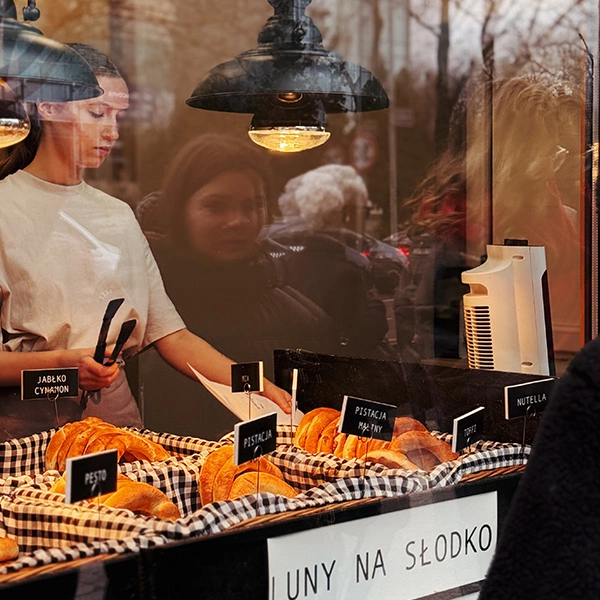 mytujemy-LUNA-POLWIEJSKA-600x600-2