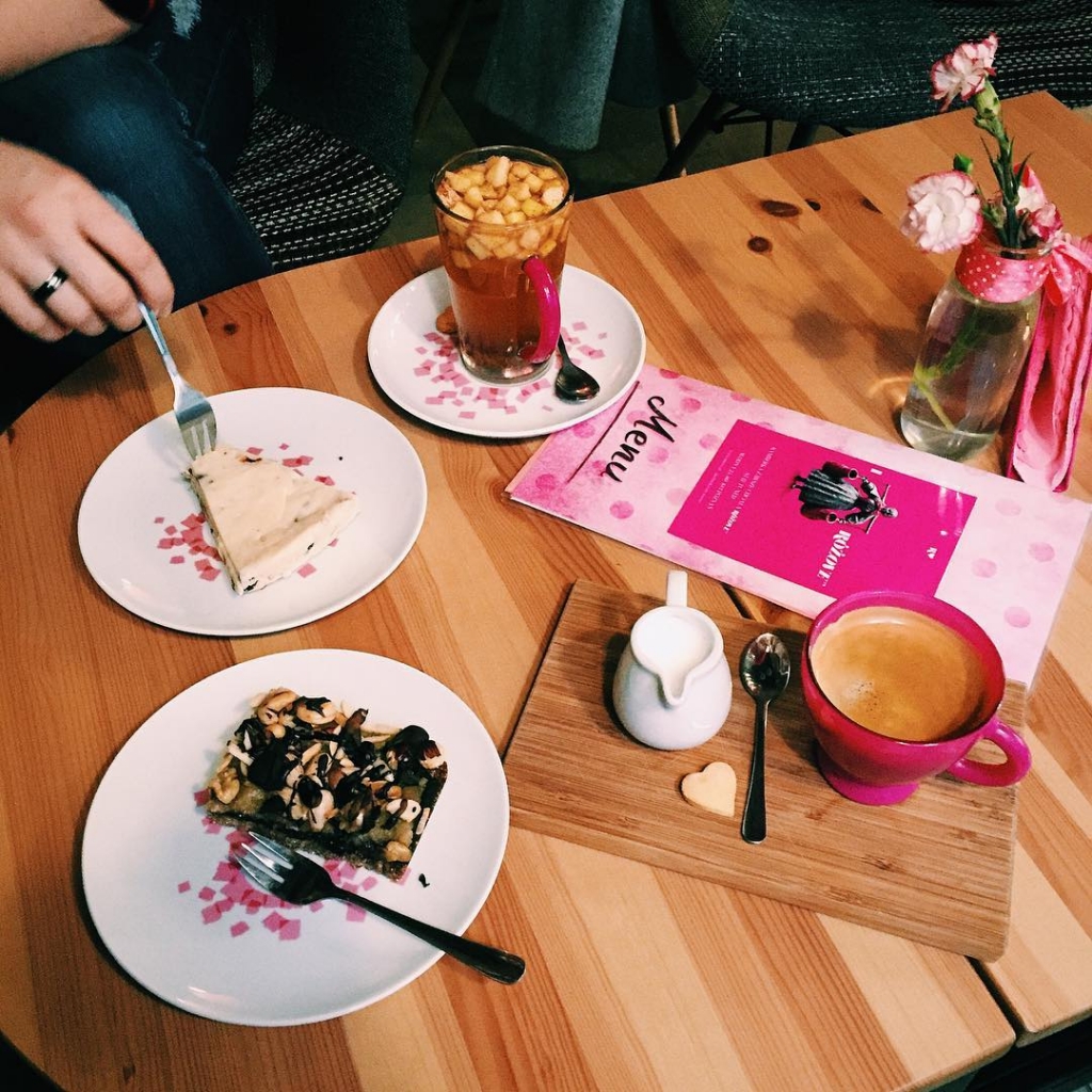 12826184_464678870391804_823337772_n